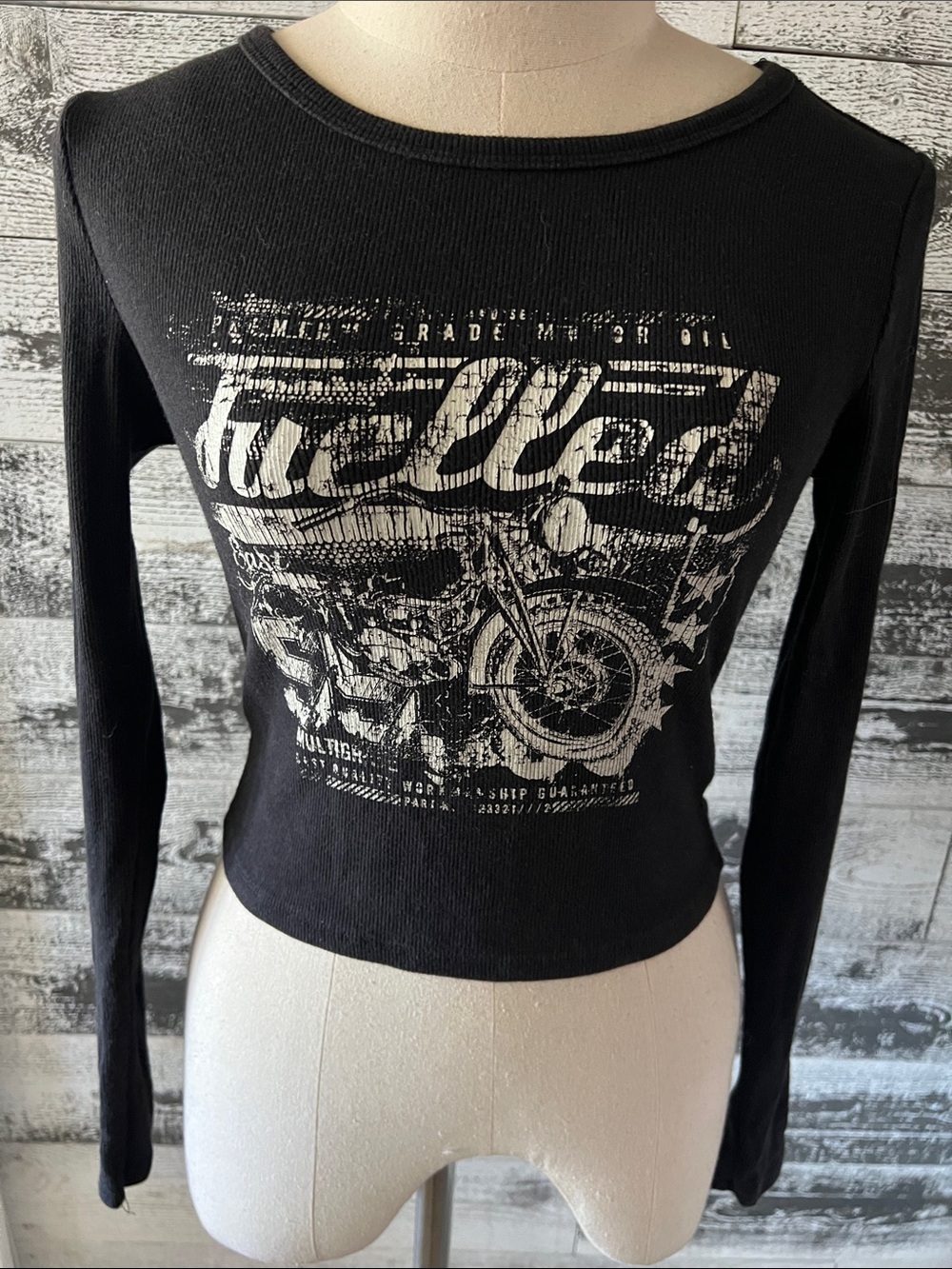 Garage Black Long-Sleeve Ribbed Graphic Crop Top